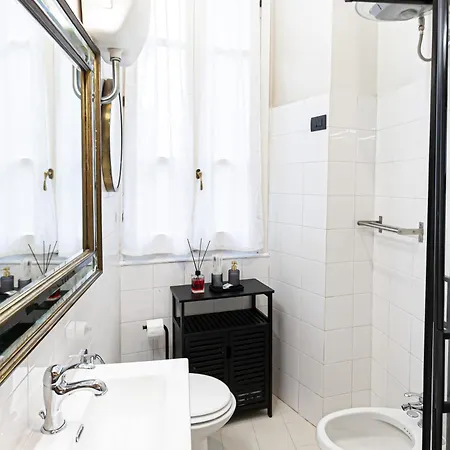 Kori Maison Fontana Di Trevi Apartmán